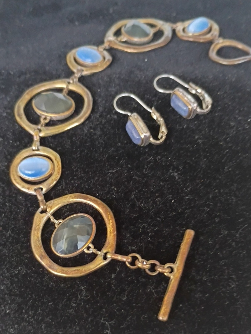 Gold-Tone Blue & Gray Stone Circle Link Necklace with Matching Earrings